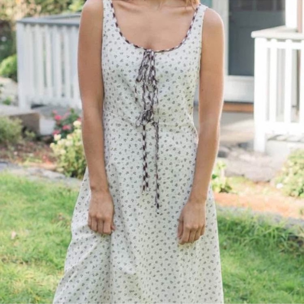 Arielle Floral Sleeveless Dress